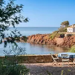 La Flemmardiere Dans Crique Paradisiaque 别墅 Saint-Raphaël