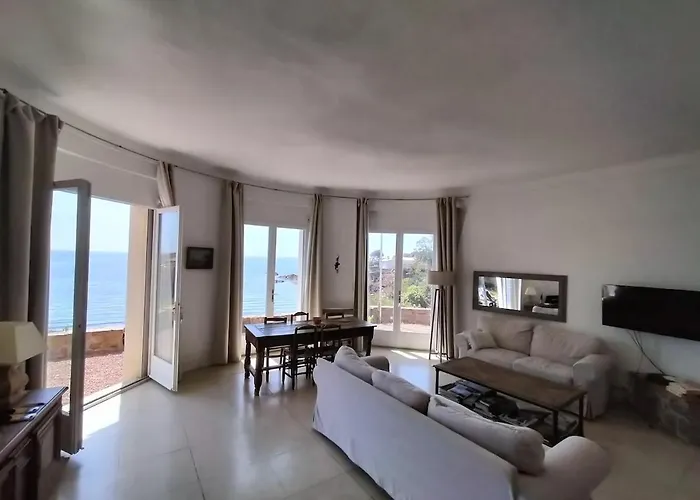 Maison Charmante, Pied Dans L'eau Βίλα *